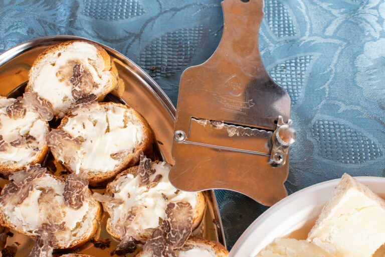 truffletrek santarcangelo - escursioni caccia al tartufo con degustazione - foto prodotti tipici